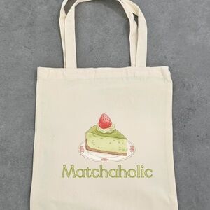 Matchaholic Tote Bag with Cake Design